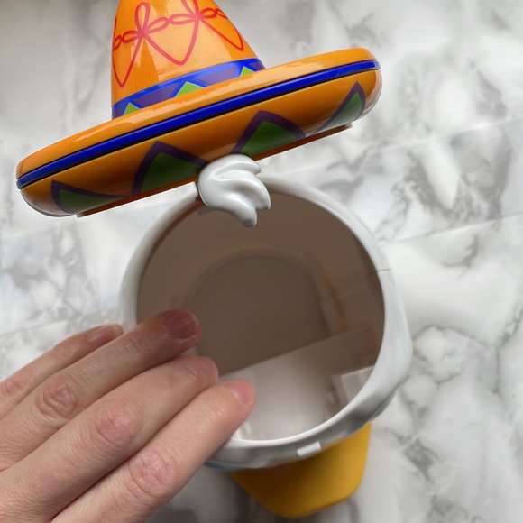 Donald Duck Souvenir Candy Case Saludos Amigos Tokyo Disney Sea - USED - Picture 4 of 9